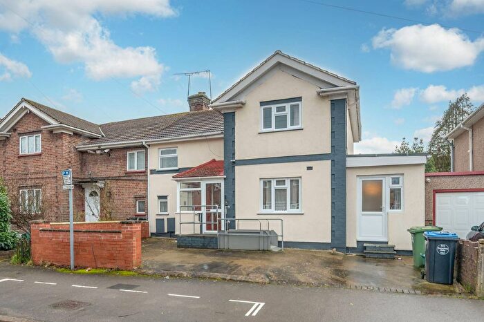 4 Bedroom Semi-detached House To Rent In Lyon Park Avenue, Wembley, HA0