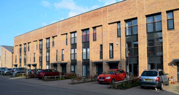3 Bedroom Town House To Rent In Nicholson Street, Gorbals, Glasgow, G5