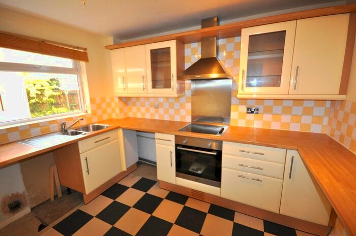 1 Bedroom Flat To Rent In Southwold Road, Watford, WD24