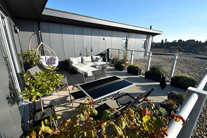 2 Bedroom Flat To Rent In Ship Wharf, Colchester, CO2