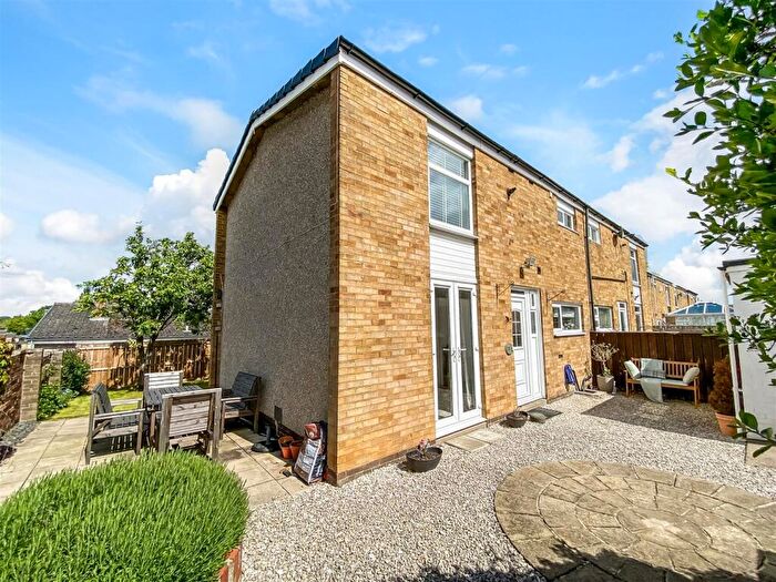 3 Bedroom Terraced House For Sale In Oakfield, Newton Aycliffe, DL5