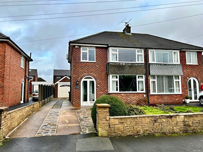 3 Bedroom Semi Detached House For Sale In Severn Drive, Walton-le-Dale, Preston, Lancashire, PR5