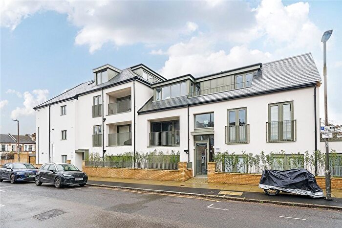 1 Bedroom Flat For Sale In Cowdrey Road, London, SW19