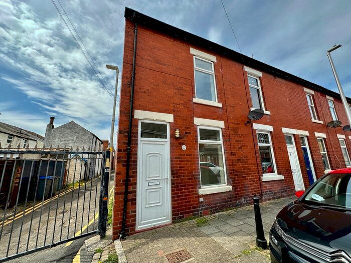 2 Bedroom Terraced House To Rent In Greenhill Place, Blackpool, FY1
