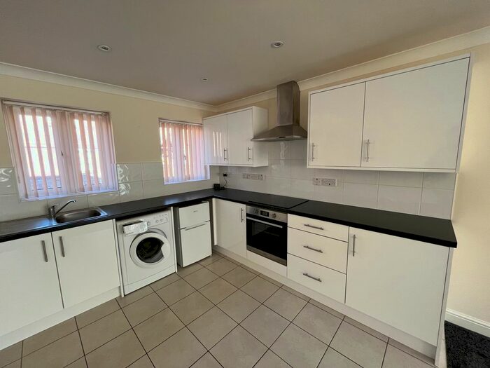 3 Bedroom Terraced House To Rent In Church Street, Atherstone, CV9