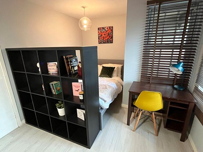 1 Bedroom Flat To Rent In King Street, Aberdeen, AB24