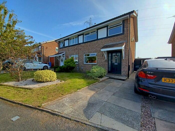 3 Bedroom Semi Detached House To Rent In Falcon Drive, Poulton-Le-Fylde, Lancashire, FY6