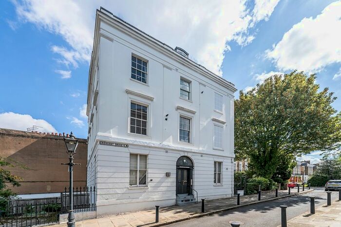 2 Bedroom Flat To Rent In Crescent Grove, London, SW4