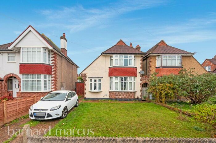 3 Bedroom House To Rent In Turner Road, New Malden, KT3