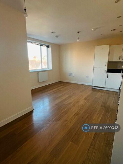 2 Bedroom Flat To Rent In Lowry Court, Harrow, HA3
