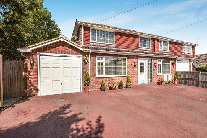 5 Bedroom Semi Detached House For Sale In Bramber Avenue North, Peacehaven, BN10