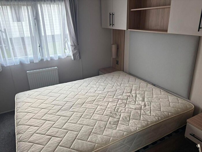 2 Bedroom Caravan For Sale In Looe, Cornwall, PL13