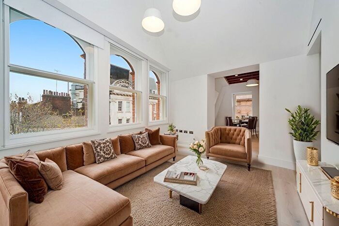 2 Bedroom Flat To Rent In Little Newport Street, London, Covent Garden, Greater London, WC2H