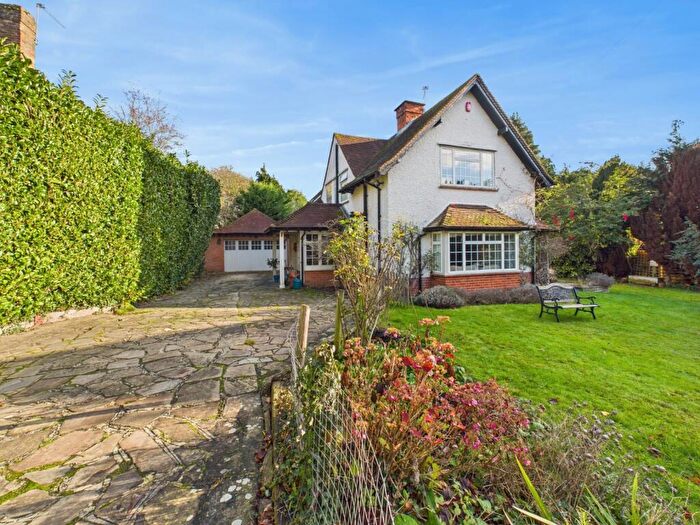 5 Bedroom Detached House For Sale In Blackpond Lane, Farnham Royal, Buckinghamshire, SL2