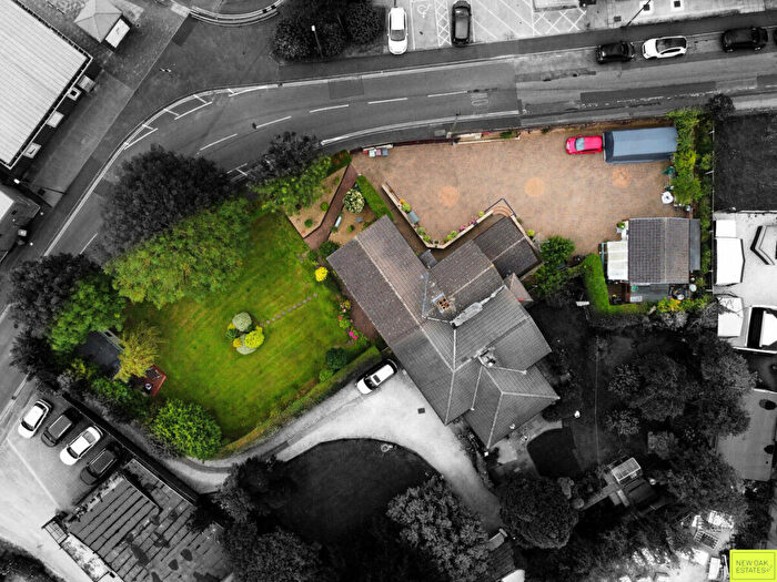 3 Bedroom Semi-Detached House For Sale In Eldon Street, Clay Cross, S45