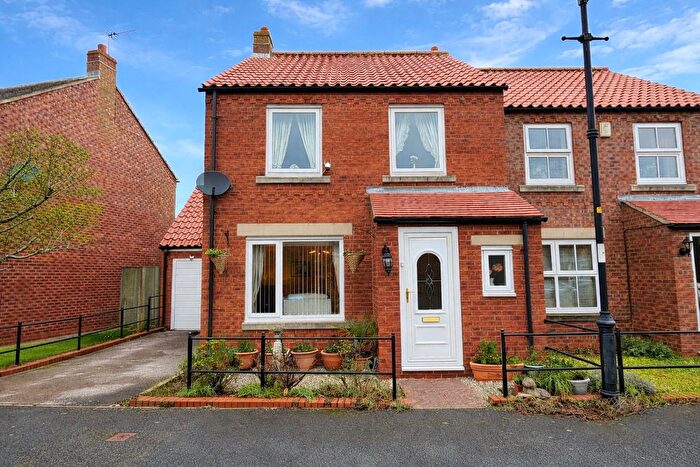 3 Bedroom Semi Detached House For Sale In Linen Way, Brompton, Northallerton, North Yorkshire, DL6