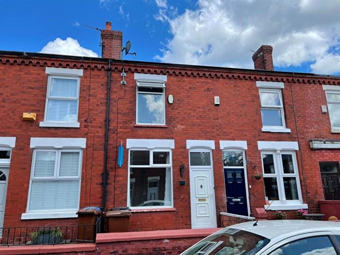 2 Bedroom House To Rent In Adelaide Road, Stockport, SK3