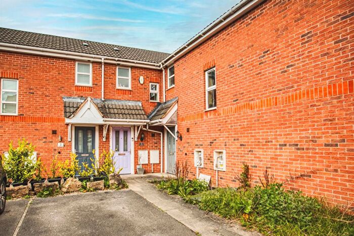 2 Bedroom Town House To Rent In Crabapple Drive, Langley Mill, Nottingham, NG16