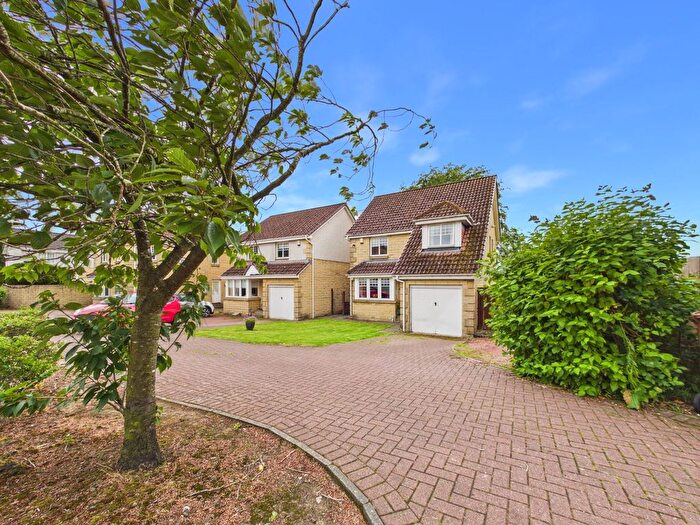 4 Bedroom Detached House For Sale In Kirk Road, Bathgate, EH48