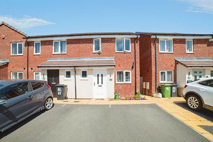 2 Bedroom End Of Terrace House For Sale In Saxelby Close, Riddings, Alfreton, DE55