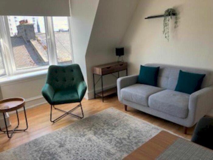 1 Bedroom Flat To Rent In H Farmers Hall, Aberdeen, AB25