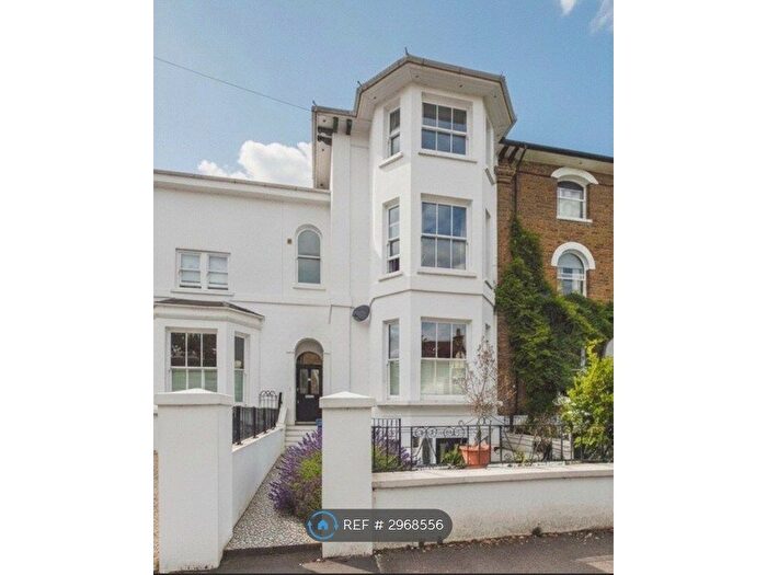 4 Bedroom Terraced House To Rent In Alma Road, Windsor, SL4