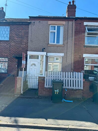 3 Bedroom Terraced House To Rent In Hollis Road, Coventry, CV3