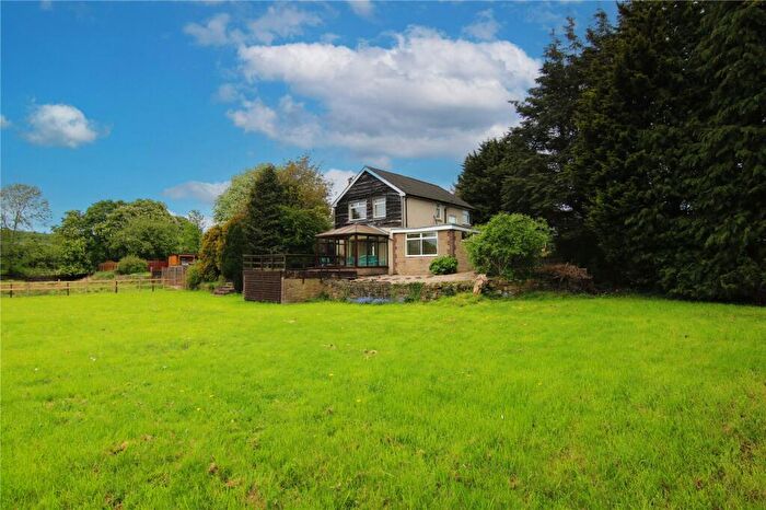 3 Bedroom Detached House For Sale In Station Road, Cross Hills, BD20