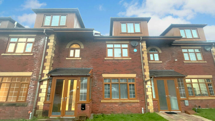 4 Bedroom Town House To Rent In Acorn Close, Preston, PR1