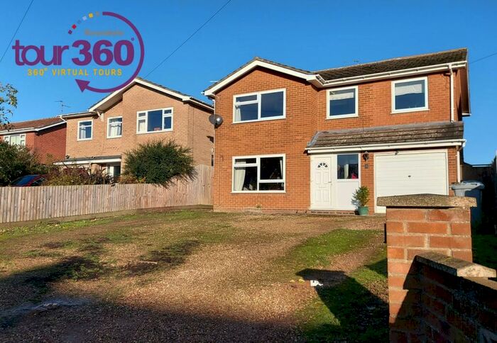 4 Bedroom Detached House For Sale In Stainfield Road, Hanthorpe, Lincolnshire, PE10