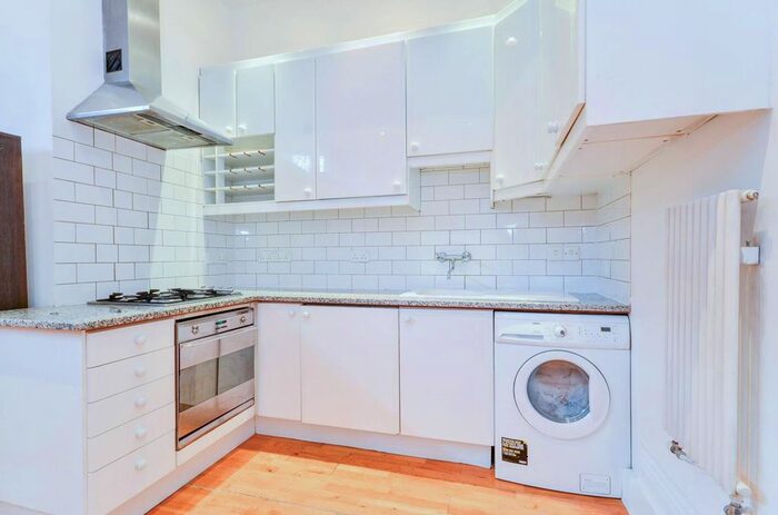 1 Bedroom Flat To Rent In Cromwell Road, Kensington, London, SW5
