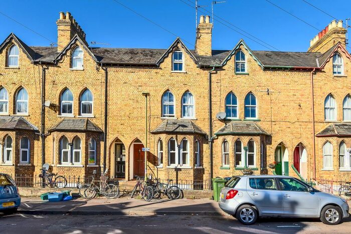 5 Bedroom Terraced House To Rent In Marston Street, Hmo Ready Sharers, OX4