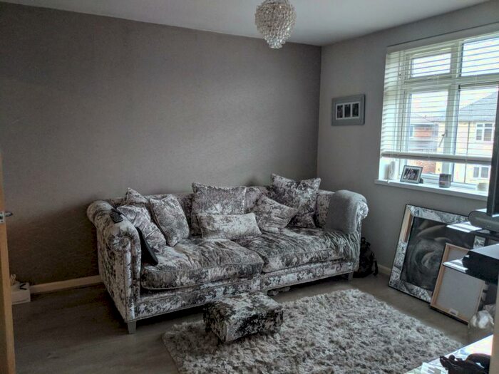 1 Bedroom Flat To Rent In Otterbourne Road, E4