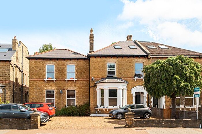 2 Bedroom Apartment For Sale In Beckenham Road, Beckenham, BR3