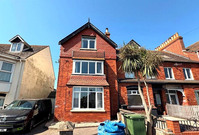 3 Bedroom End Of Terrace House For Sale In Portland Road, Weymouth, DT4