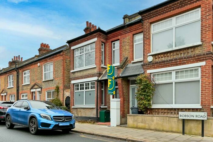 3 Bedroom Semi-Detached House To Rent In Robson Road, West Dulwich, London, SE27