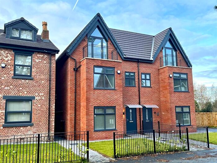 4 Bedroom Semi-Detached House To Rent In Trenchard Drive, Manchester, M22