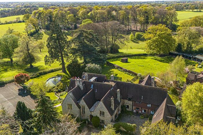 2 Bedroom Apartment For Sale In Prestwood Village, Charming Period Property, HP16