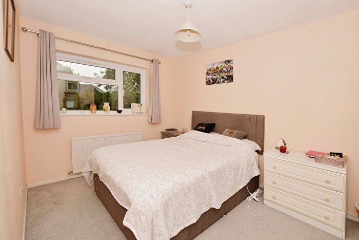 2 Bedroom End Of Terrace House For Sale In Bushy Royds, Ashford, Kent, TN24