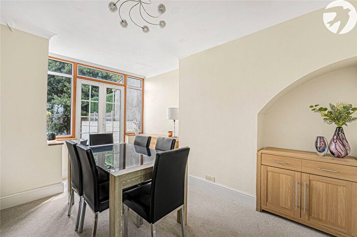 3 Bedroom Terraced House For Sale In Oakfield Park Road, Wilmington, Kent, DA1