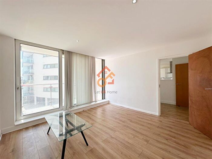 2 Bedroom Flat To Rent In Ebb Court, Albert Basin Way, London, E16