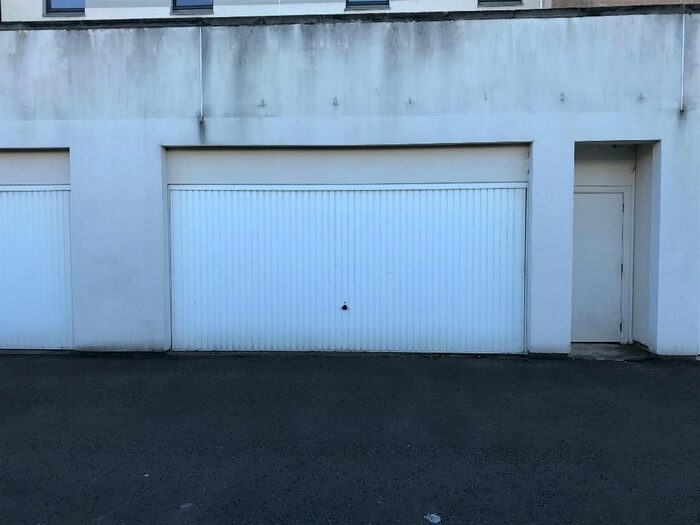 Garage / Parking To Rent In Hopetoun Street, Central, Edinburgh, EH7