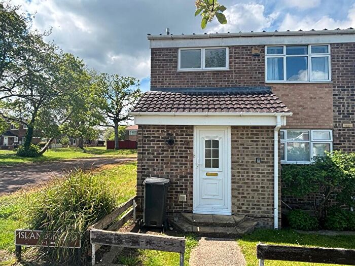 3 Bedroom End Of Terrace House To Rent In Islandsmead, Swindon, Wiltshire, SN3