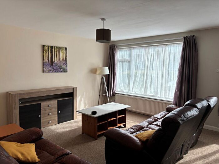 4 Bedroom Semi-Detached House To Rent In Hanover Place, Canterbury, CT2