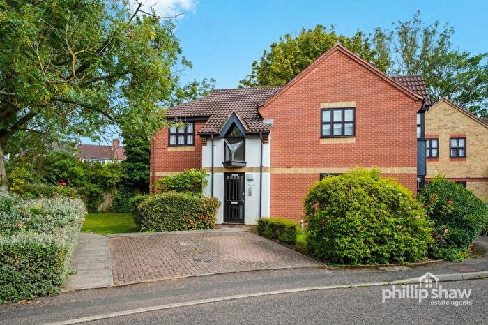 1 Bedroom Flat To Rent In Lodgehill Park Close, Harrow, HA2