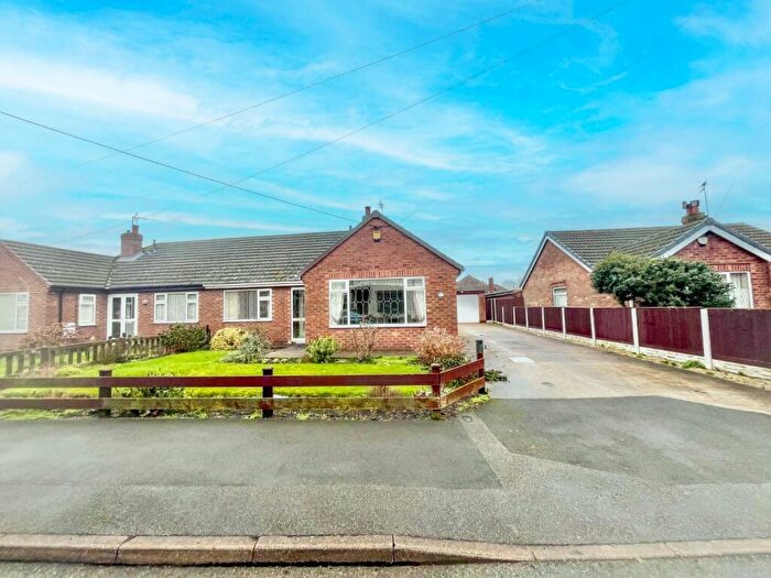 3 Bedroom Bungalow For Sale In Old Village Street, Gunness, Scunthorpe, North Lincolnshire, DN15