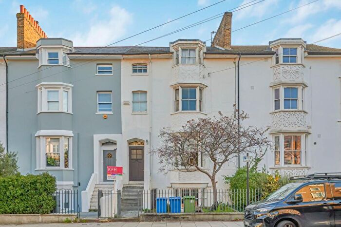 5 Bedroom Terraced House For Sale In Lyndhurst Way, Peckham Rye, London, SE15