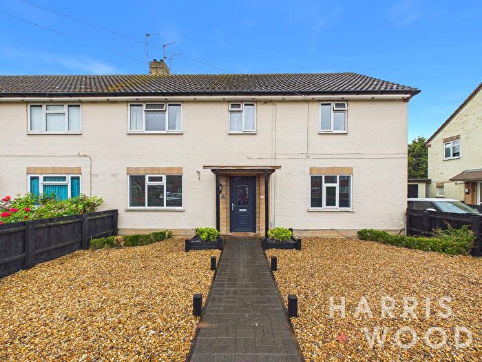 2 Bedroom Maisonette For Sale In Smallwood Road, Colchester, Essex, CO2