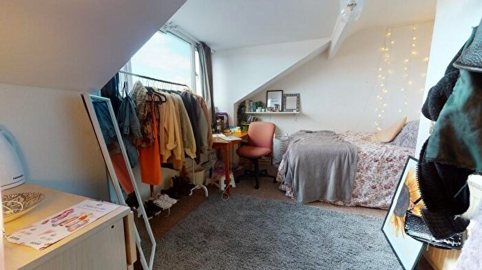 5 Bedroom Terraced House To Rent In Brudenell View, Hyde Park, Leeds, LS6