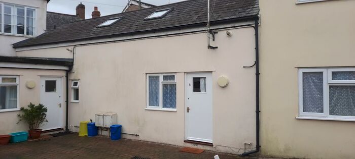 1 Bedroom Apartment To Rent In Globe Court, Dowell Street, Honiton, Available With Zero Deposit Option, EX14